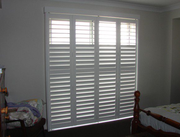 bi fold shutters for sliding glass external doorway - DSC05435